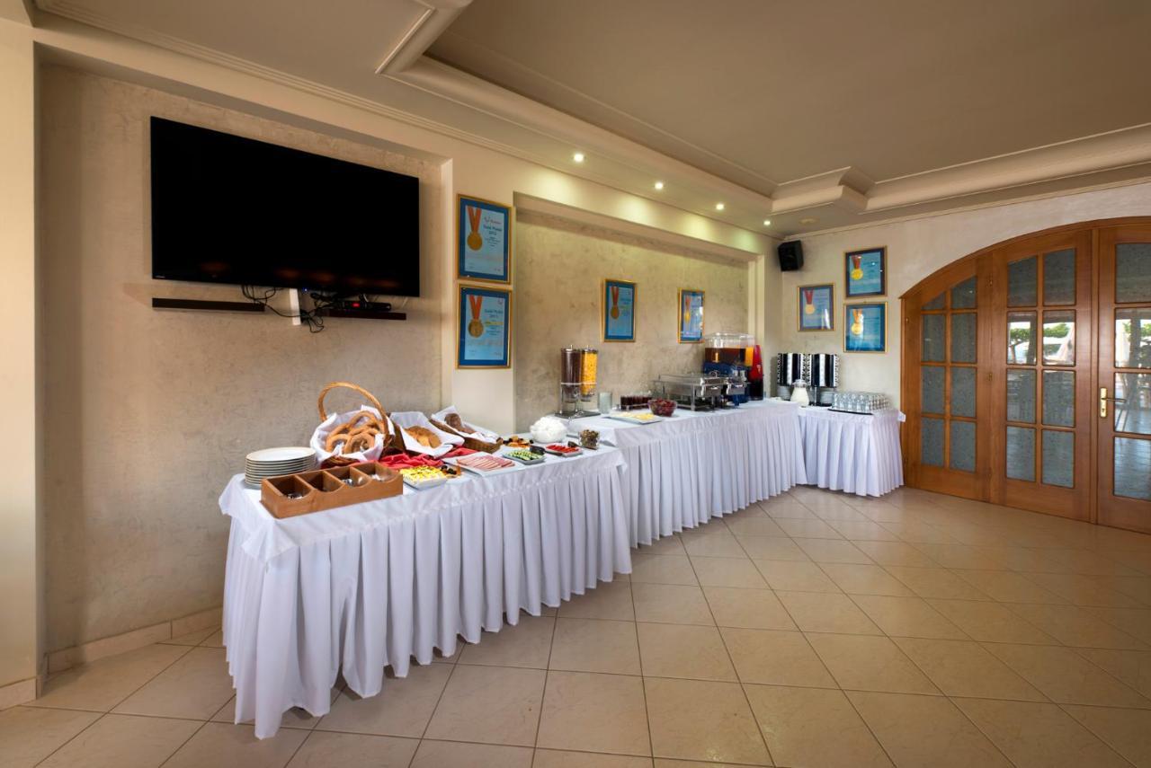 Blue View Hotel 리메나리아 외부 사진