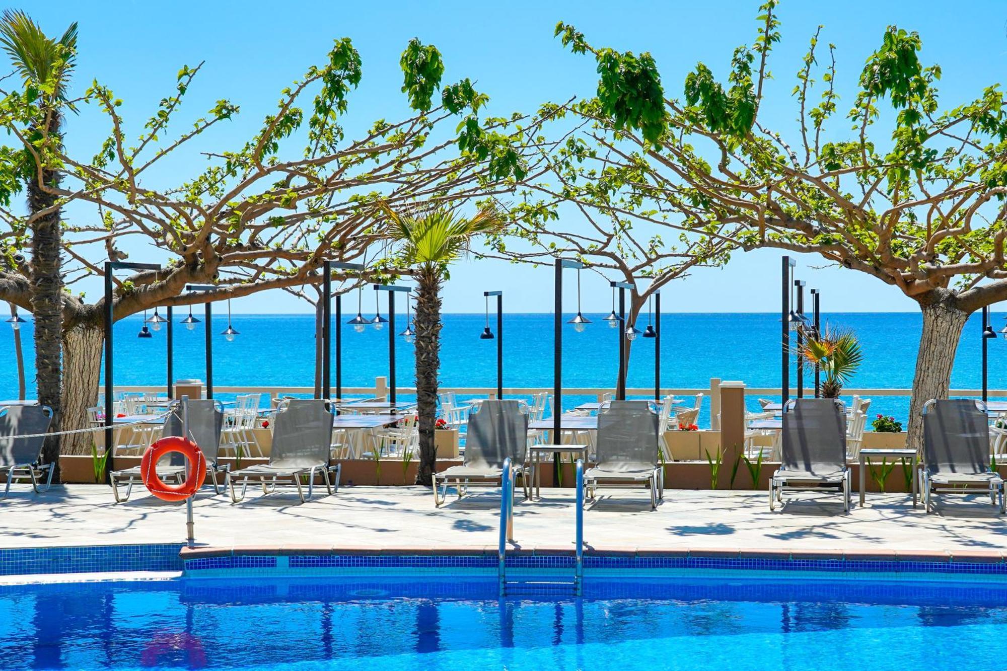 Blue View Hotel 리메나리아 외부 사진